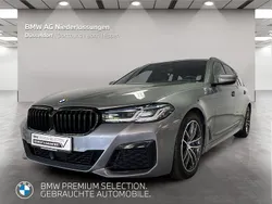 Grau Gebraucht 2022 BMW 540 Shadowline Kombi | 52.990 € (Etwas zu teuer)