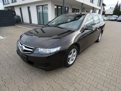 Schwarz Gebraucht 2007 Honda Accord Comfort Kombi | 1.690 € (Fairer Preis)
