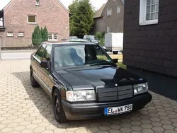 Grau Gebraucht 1989 Mercedes 190 Limousine | 8.900 €