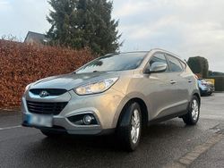 Beige Gebraucht 2010 Hyundai ix35 SUV | 6.750 € (Fairer Preis)