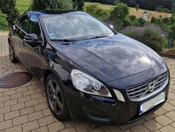 Schwarz Gebraucht 2012 Volvo S60 Momentum Limousine | 8.200 € (Fairer Preis)