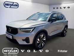 Silber Gebraucht 2024 Volvo XC40 Plus SUV | 37.950 € (Fairer Preis)