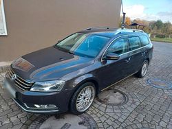 Braun Gebraucht 2011 VW Passat Kombi | 6.999 € (Etwas zu teuer)