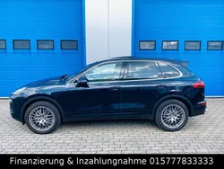 Blau Gebraucht 2016 Porsche Cayenne SUV | 34.800 € (Fairer Preis)