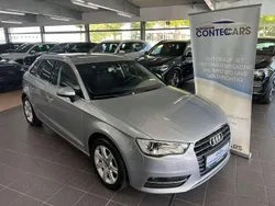 Silber Gebraucht 2016 Audi A3 Sportback Ambiente Kombi | 14.999 € (Guter Preis)