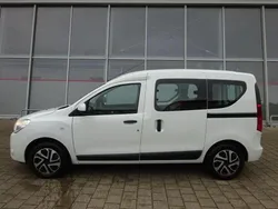 Weiß Gebraucht 2017 Dacia Dokker Comfort Van | 10.390 € (Etwas zu teuer)