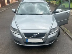 Silber Gebraucht 2010 Volvo V50 Kombi | 7.500 € (Teuer)