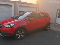 Rot Gebraucht 2018 Opel Crossland SUV | 7.900 €