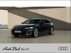 Schwarz (mythosschwarz metallic) Neu 2025 Audi A5 Ambiente Coupé | 75.940 € (Fairer Preis)