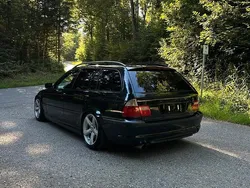Schwarz Gebraucht 2001 BMW 330 Kombi | 4.999 € (Etwas zu teuer)