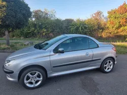 Grau Gebraucht 2001 Peugeot 206 CC Cabrio | 1.050 € (Superpreis)