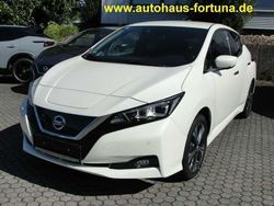 Weiß Gebraucht 2021 Nissan Leaf Tekna Kleinwagen | 22.800 € (Teuer)