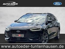 Obsidianschwarz (schwarz) Gebraucht 2023 Ford Focus ST-Line Kombi | 24.400 € (Fairer Preis)