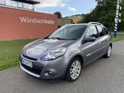 Grau Gebraucht 2010 Renault Clio GrandTour Luxe Kombi | 3.000 € (Fairer Preis)