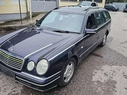 Blau Gebraucht 1999 Mercedes E240 Kombi | 500 € (Guter Preis)
