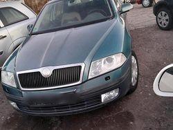 Blau Gebraucht 2005 Skoda Octavia Kombi | 1.999 € (Guter Preis)