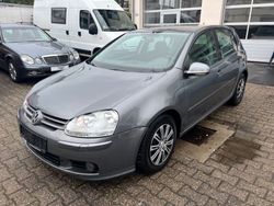 Grau (united grey metallic) Gebraucht 2007 VW Golf V Limousine | 2.200 € (Fairer Preis)