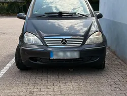 Schwarz Gebraucht 2002 Mercedes A140 Avantgarde Limousine | 750 €