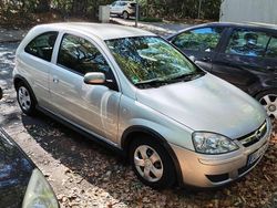 Silber Gebraucht 2006 Opel Corsa Edition Limousine | 2.000 € (Fairer Preis)