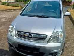 Silber Gebraucht 2007 Opel Meriva Van / Kleinbus | 600 € (Guter Preis)