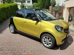 Gelb Gebraucht 2015 Smart ForFour Kleinwagen | 10.400 € (Fairer Preis)