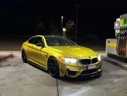 Gelb Gebraucht 2016 BMW M4 Competition Edition Coupé | 49.999 €