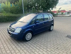 Blau Gebraucht 2004 Opel Meriva Van / Kleinbus | 2.400 € (Fairer Preis)