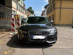 Grau Gebraucht 2008 Audi A4 Attraction Limousine | 4.800 € (Superpreis)