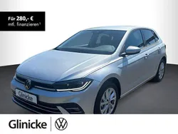 Blau Gebraucht 2024 VW Polo Style Kleinwagen | 21.770 € (Guter Preis)
