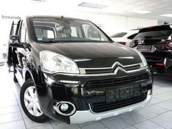 Schwarz Gebraucht 2014 Citroën Berlingo SELECTION Van / Kleinbus | 6.999 € (Fairer Preis)