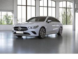Weiß Gebraucht 2023 Mercedes CLA200 Shooting Brake Progressive Kombi | 28.590 € (Fairer Preis)