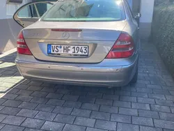 Silber Gebraucht 2005 Mercedes E500 Elegance Limousine | 11.990 € (Fairer Preis)