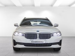 Weiß Gebraucht 2022 BMW 530 Sport Line Kombi | 34.908 € (Guter Preis)