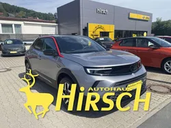 Kontrast grau Gebraucht 2024 Opel Mokka SUV | 20.380 € (Guter Preis)