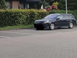 Schwarz Gebraucht 2006 Opel Vectra Kombi | 4.500 €