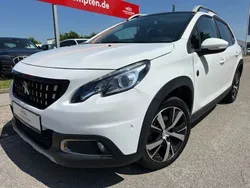 Weiß Gebraucht 2019 Peugeot 2008 Crossway SUV | 13.900 € (Guter Preis)
