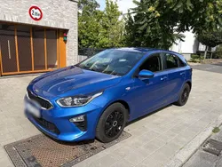 Blau Gebraucht 2019 Kia Ceed GT Kombi | 11.799 €