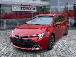 Emotional red 2 Gebraucht 2024 Toyota Corolla Team Kombi | 28.990 € (Guter Preis)