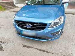 Blau Gebraucht 2016 Volvo XC60 R-Design SUV | 16.000 € (Fairer Preis)