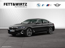 Black sapphire metallic Gebraucht 2021 BMW 540 Limousine | 41.690 € (Guter Preis)