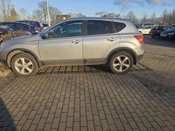 Grau Gebraucht 2008 Nissan Qashqai +2 SUV | 4.300 € (Guter Preis)
