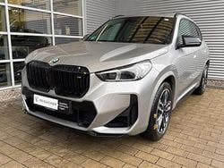 Spacesilber metallic Gebraucht 2024 BMW X1 Efficient Dynamics SUV | 53.819 €