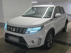 Weiß Gebraucht 2021 Suzuki Vitara SUV | 16.300 € (Guter Preis)