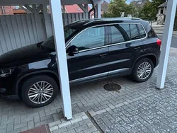 Schwarz Gebraucht 2014 VW Tiguan Cup SUV | 11.899 € (Guter Preis)