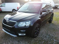 Schwarz Gebraucht 2015 Skoda Yeti SUV | 16.400 € (Fairer Preis)