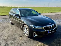 Schwarz Gebraucht 2021 BMW 530 Luxury Line Kombi | 36.450 € (Guter Preis)