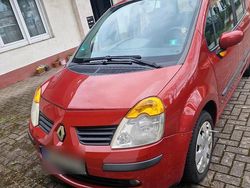 Rot Gebraucht 2005 Renault Modus Initiale Van / Kleinbus | 750 € (Superpreis)