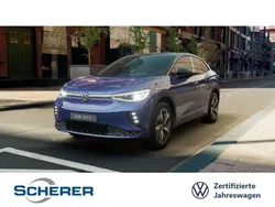 Blue dusk metallic / schwarz Gebraucht 2025 VW ID.5 GTX SUV | 49.930 €