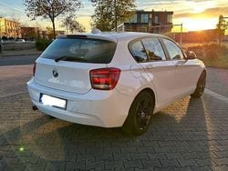 Weiß Gebraucht 2012 BMW 116 Kleinwagen | 9.000 € (Fairer Preis)