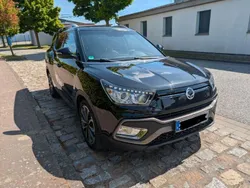 Schwarz Gebraucht 2016 Ssangyong XLV Sapphire SUV | 9.299 € (Fairer Preis)